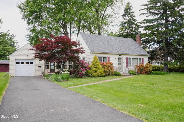 7 N 2nd Street, Cohoes, NY 12047