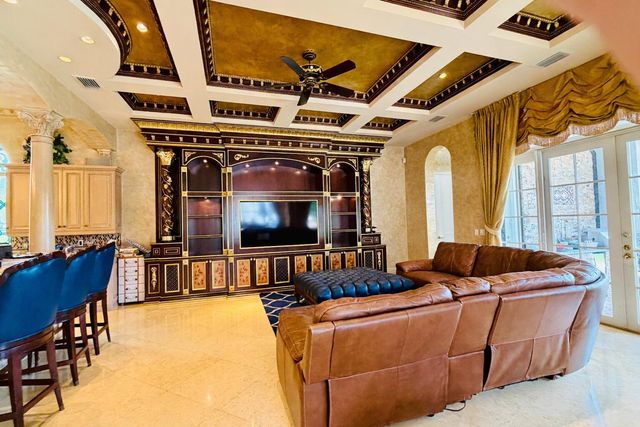 17730 Scarsdale Way, Boca Raton, FL 33496