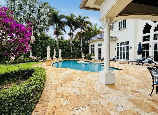 17730 Scarsdale Way, Boca Raton, FL 33496