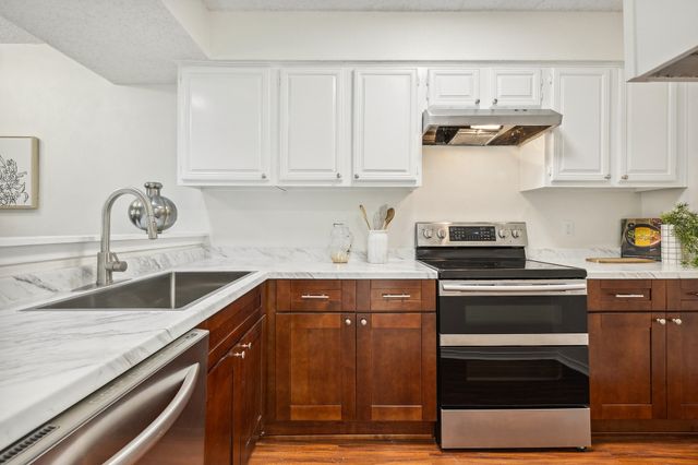 1943 Abshire Lane, Dallas, TX 75228