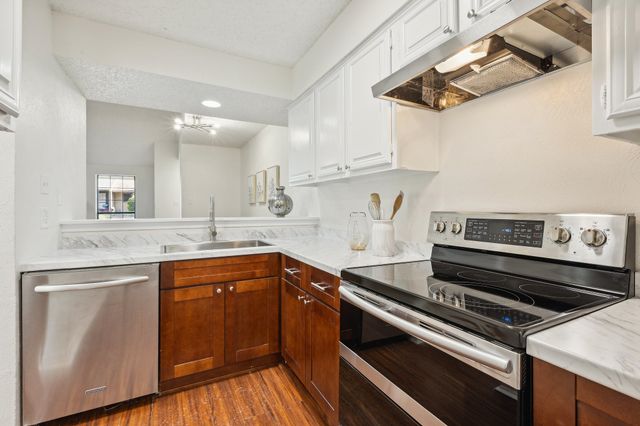 1943 Abshire Lane, Dallas, TX 75228