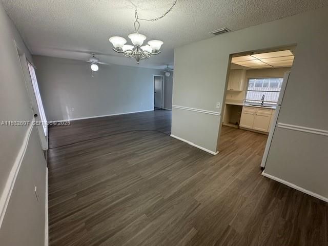 11331 NW 37th Pl, Sunrise, FL 33323