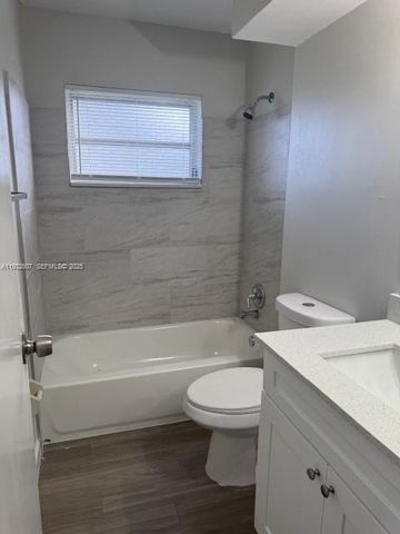 11331 NW 37th Pl, Sunrise, FL 33323