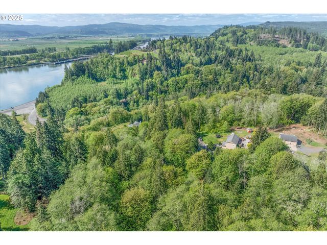 Mill Falls Ln, Longview, WA 98632