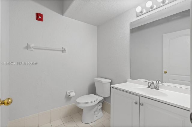 18140 NW 90th Ave, Hialeah, FL 33018