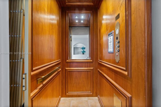 18140 NW 90th Ave, Hialeah, FL 33018