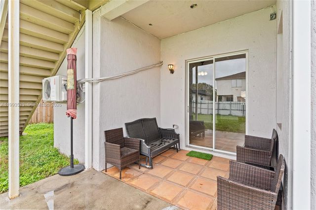 18140 NW 90th Ave, Hialeah, FL 33018