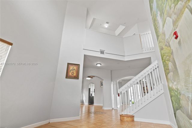 18140 NW 90th Ave, Hialeah, FL 33018