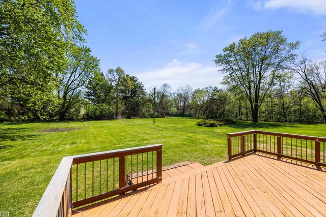 3129 Bendelow Road, Rochester Hills, MI 48307