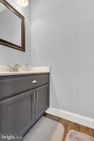 433 HARTFORD DRIVE, Chambersburg, PA 17202