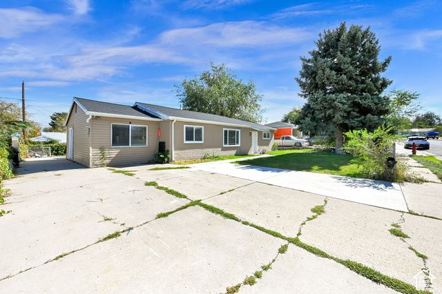 4945 S 4900 W, Kearns, UT 84118