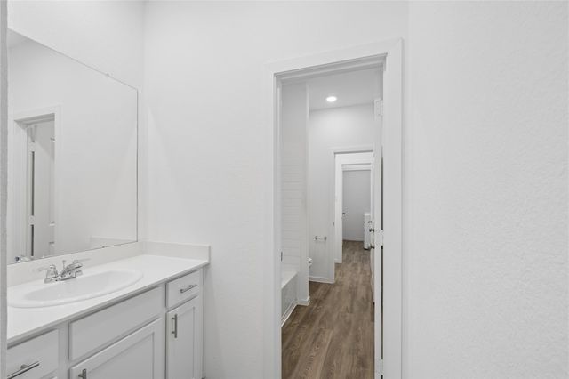 9918 Lockridge Manor Drive, Baytown, TX 77521