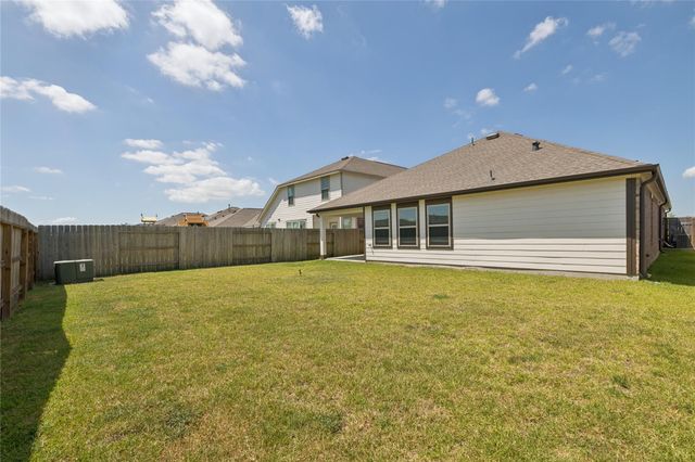 9918 Lockridge Manor Drive, Baytown, TX 77521