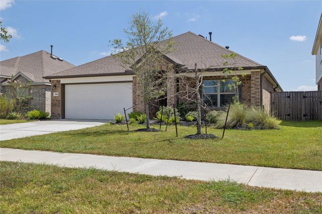 9918 Lockridge Manor Drive, Baytown, TX 77521