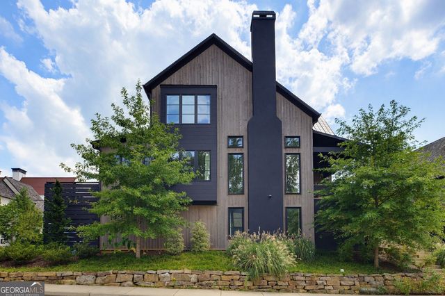 304 Mado Lane, Chattahoochee Hills, GA 30268