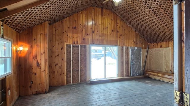 2013 Pleasant Avenue, Vienna, NY 13157