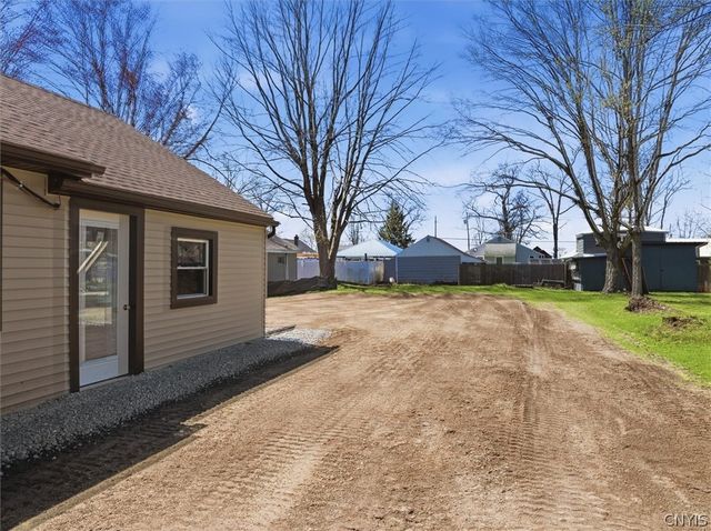 2013 Pleasant Avenue, Vienna, NY 13157