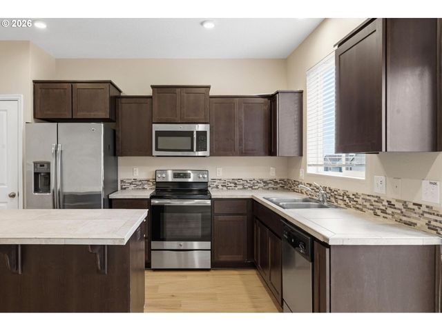 12813 Se 155TH Ave, Happy Valley, OR 97086