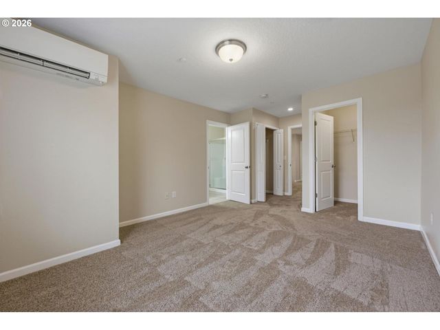 12813 Se 155TH Ave, Happy Valley, OR 97086