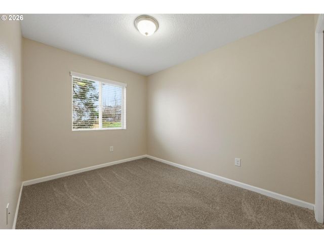 12813 Se 155TH Ave, Happy Valley, OR 97086