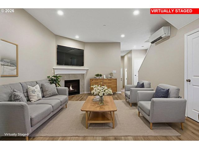 12813 Se 155TH Ave, Happy Valley, OR 97086