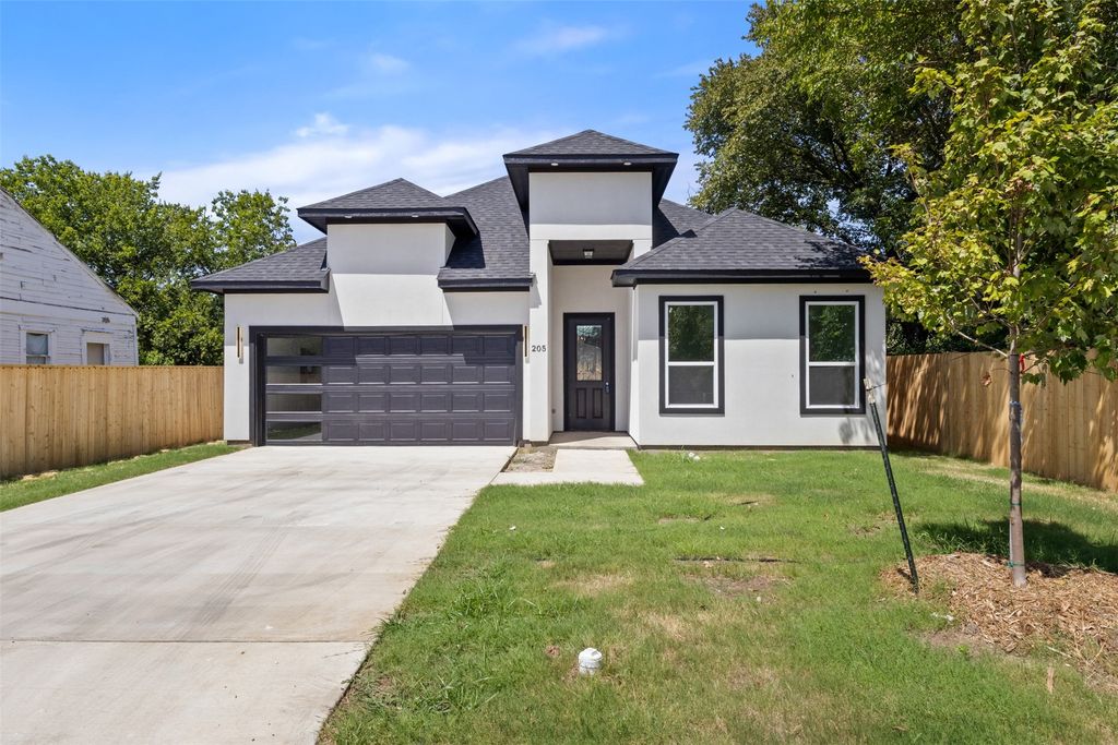 205 Fairview Avenue, Waxahachie, TX 75165