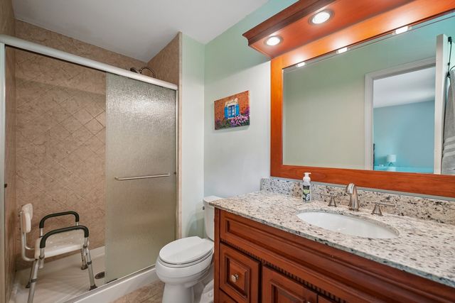 737 Clovetree Court, Naperville, IL 60540