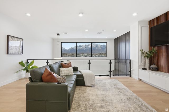 11606 S HALCOM DR, South Jordan, UT 84095