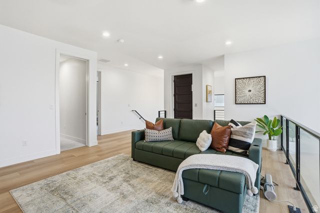 11606 S HALCOM DR, South Jordan, UT 84095