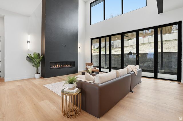 11606 S HALCOM DR, South Jordan, UT 84095