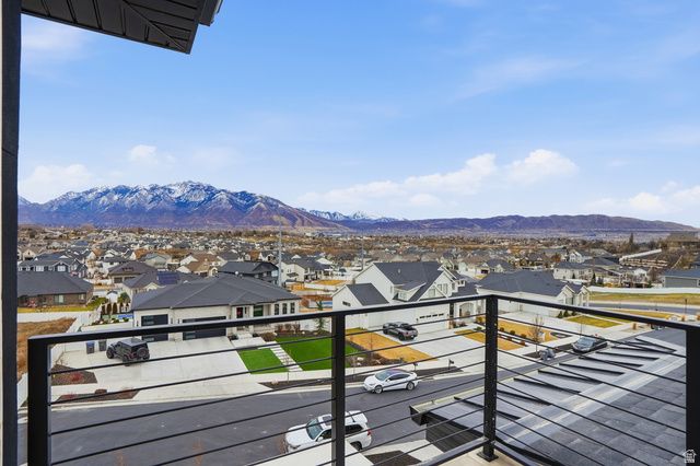 11606 S HALCOM DR, South Jordan, UT 84095