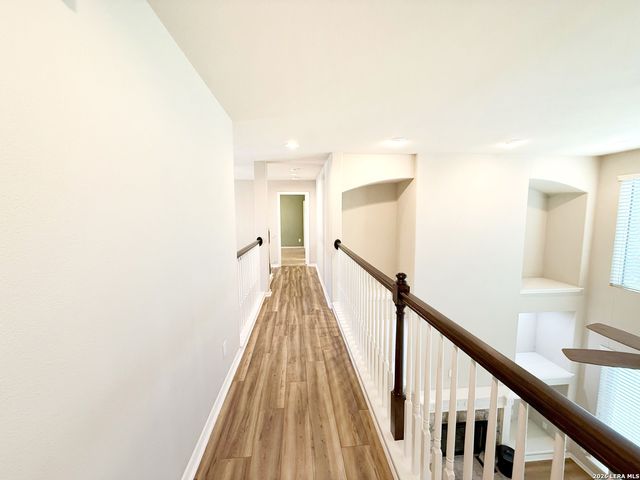 16015 Ponderosa Pass, Helotes, TX 78023