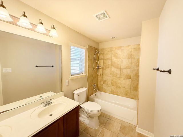 16015 Ponderosa Pass, Helotes, TX 78023