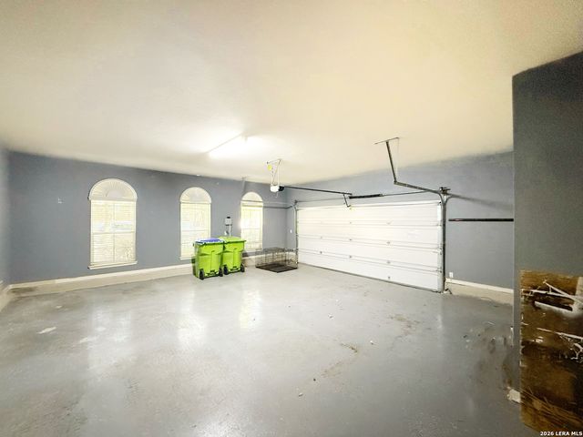 16015 Ponderosa Pass, Helotes, TX 78023