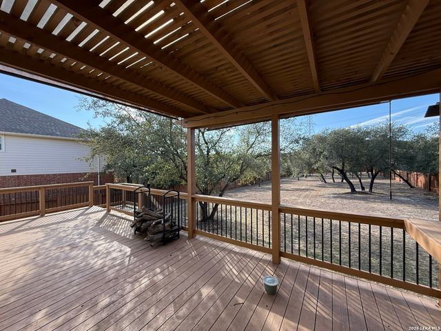 16015 Ponderosa Pass, Helotes, TX 78023