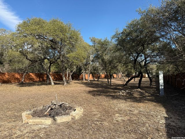 16015 Ponderosa Pass, Helotes, TX 78023