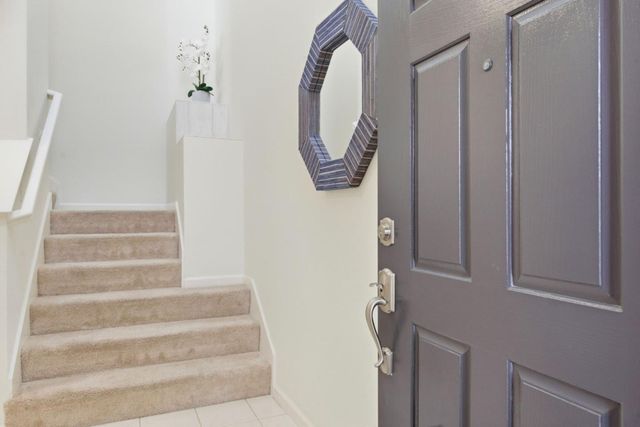 123 Positano Circle 406, Redwood City, CA 94065