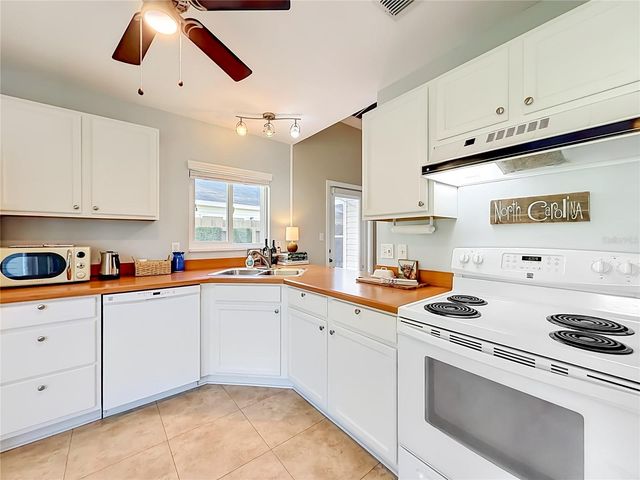 4940 HERON RUN CIRCLE, Leesburg, FL 34748