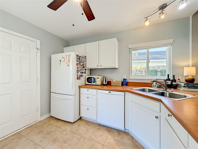 4940 HERON RUN CIRCLE, Leesburg, FL 34748