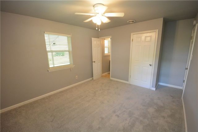 2203 Cottonwood Place, Springdale, AR 72762