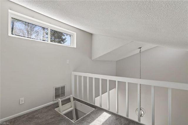 331 Sunflower CT, Virginia Beach, VA 23454