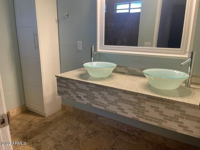 8425 E BONITA Drive, Scottsdale, AZ 85250