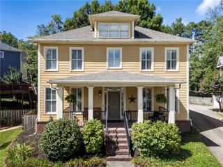2134 Whittier NW Place, Atlanta, GA 30318