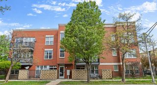 2238 W Maypole Avenue 101, Chicago, IL 60612