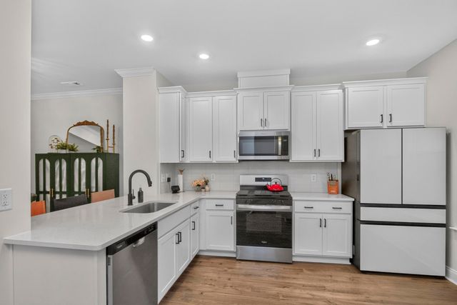 233 Ben Hill Dr, Antioch, TN 37013
