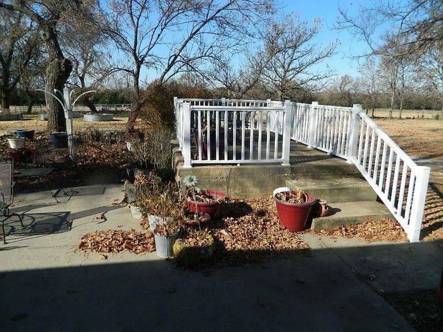 4622 E 9th Ave, Winfield, KS 67156