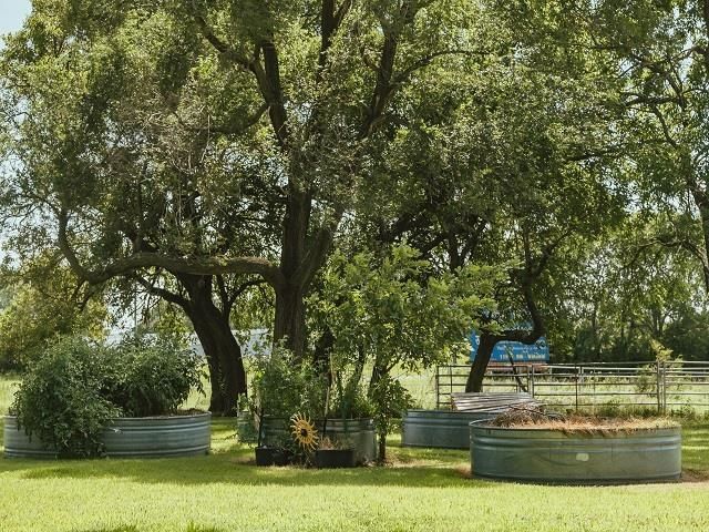 4622 E 9th Ave, Winfield, KS 67156