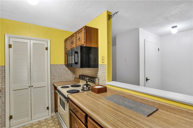 61 Strawberry Lane, Marshall, PA 15090