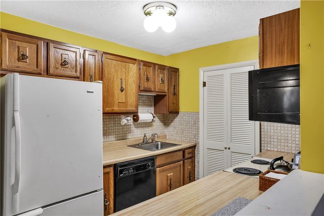 61 Strawberry Lane, Marshall, PA 15090