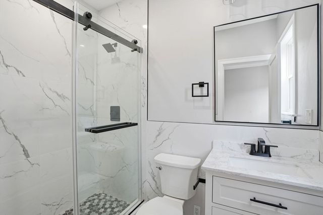 13 Langmaid Ave 1, Somerville, MA 02145